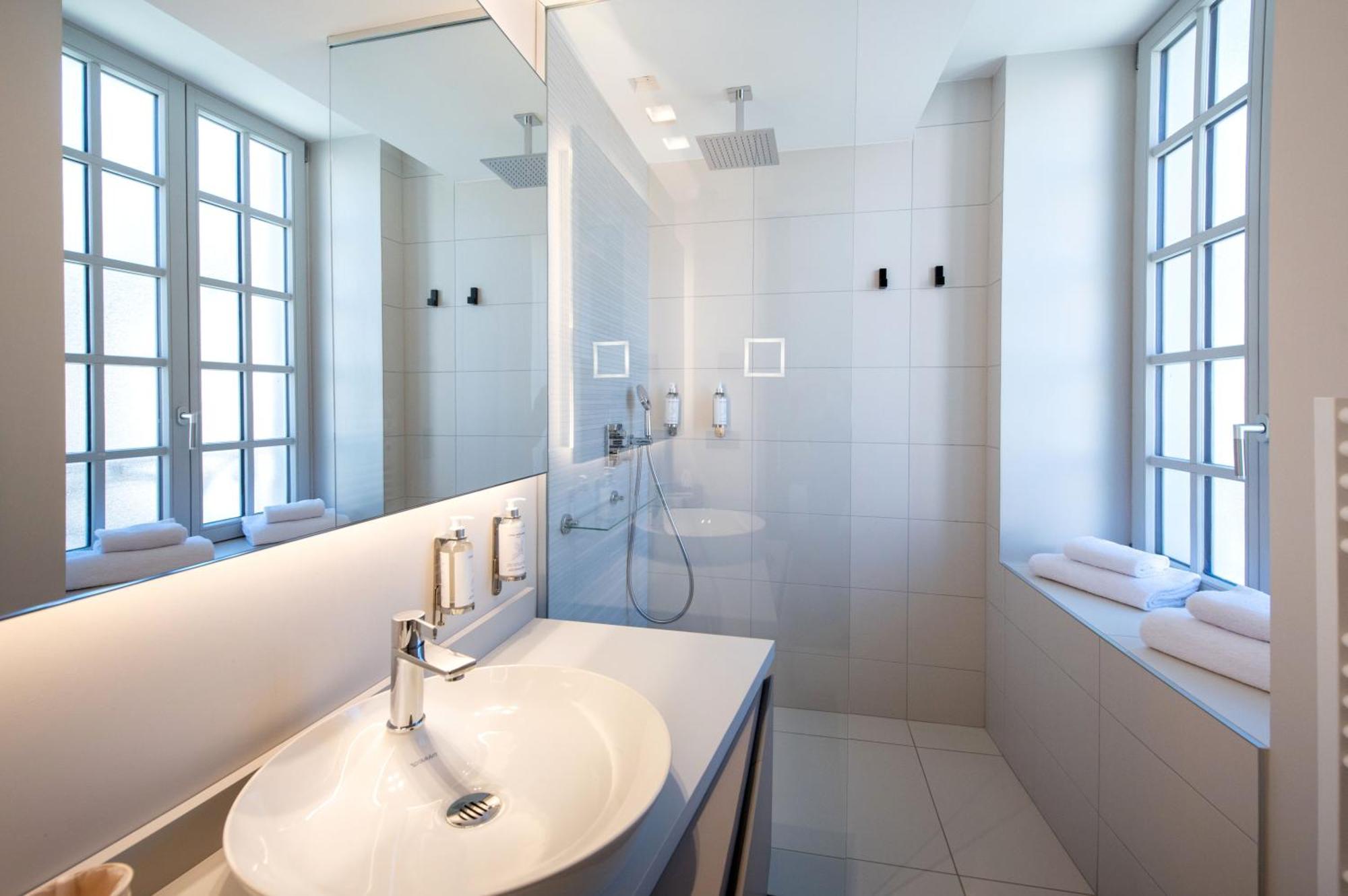 Best Western Premier Le Chapitre Hotel And Spa Remiremont Exteriör bild