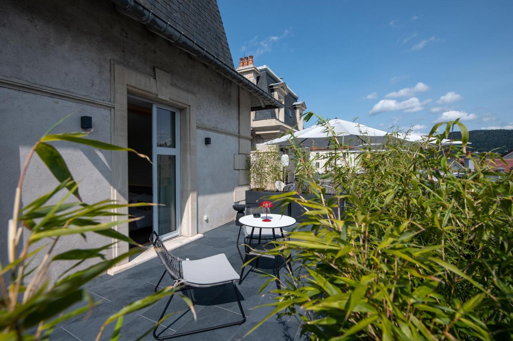 Best Western Premier Le Chapitre Hotel And Spa Remiremont Exteriör bild