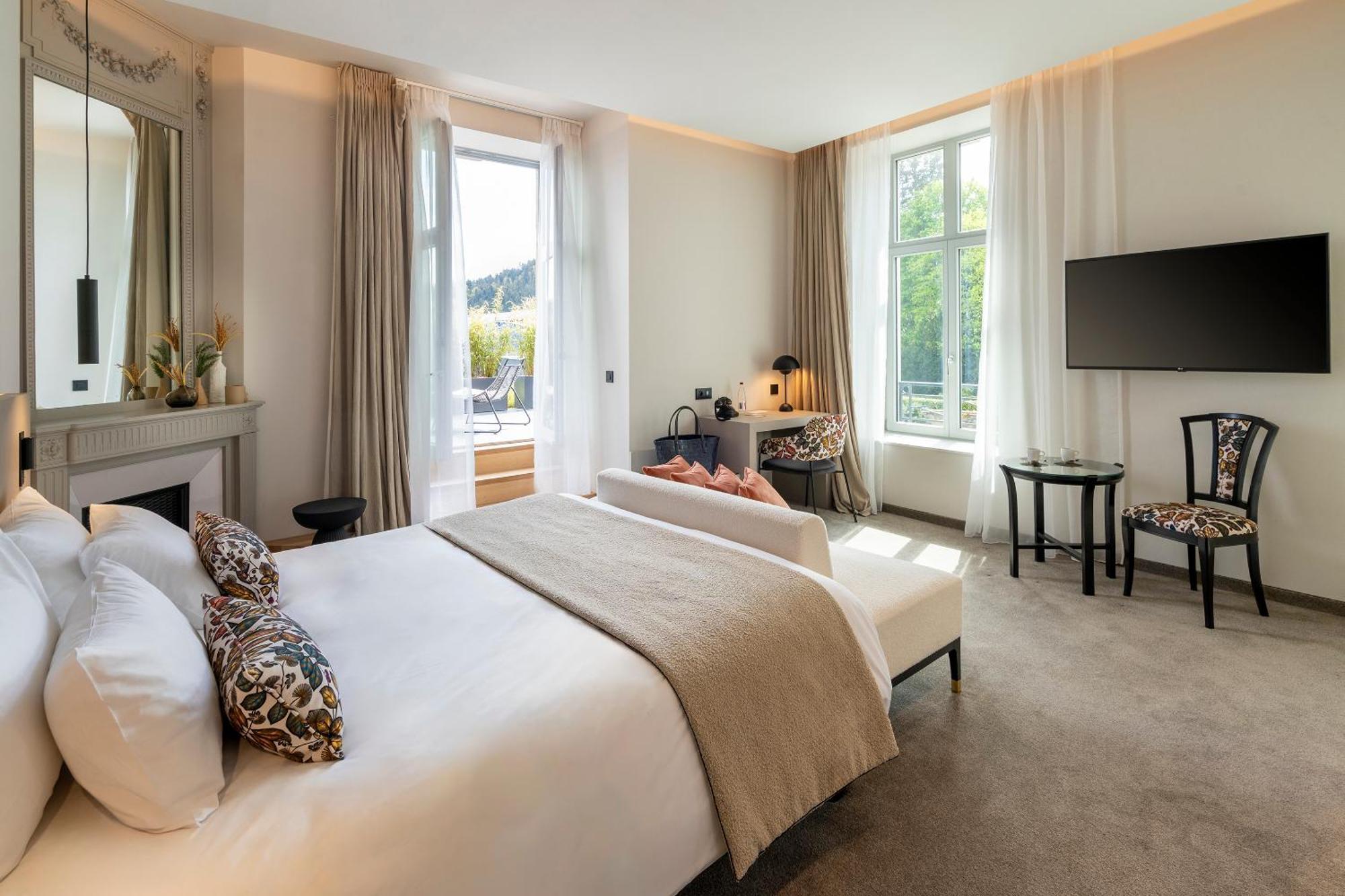 Best Western Premier Le Chapitre Hotel And Spa Remiremont Exteriör bild